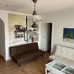 La Casa Del Tiburon