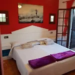 La Casa Del Tiburon *