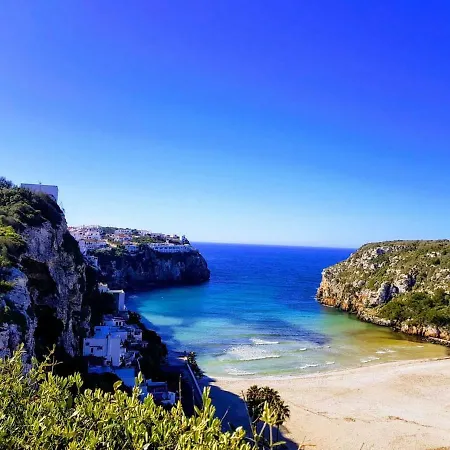 La Casa Del Tiburón * Cala En Porter (Menorca)