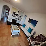 La Casa Del Tiburón Cala En Porter (Menorca)